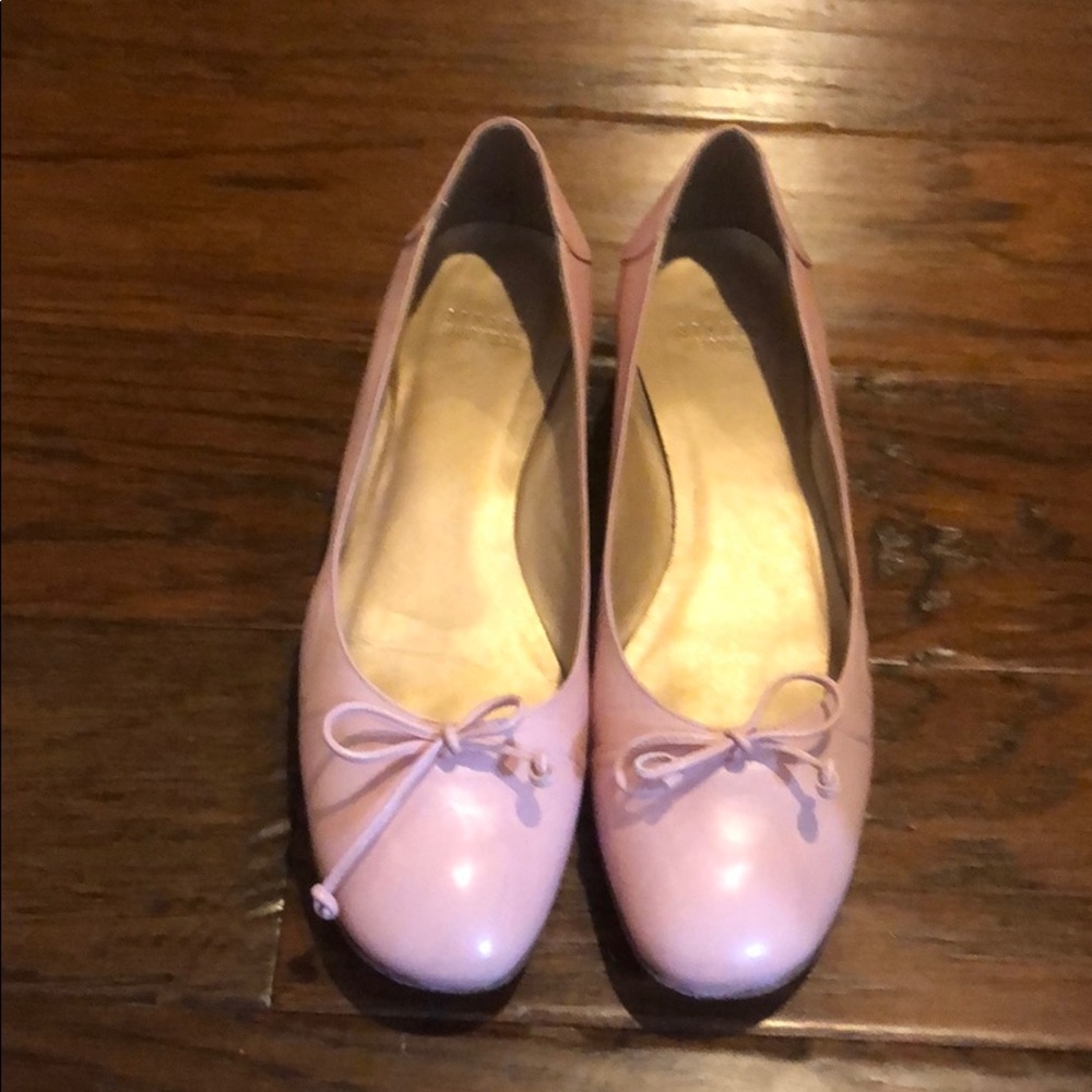 Stuart Weitzman ‘Ville’ baller flat